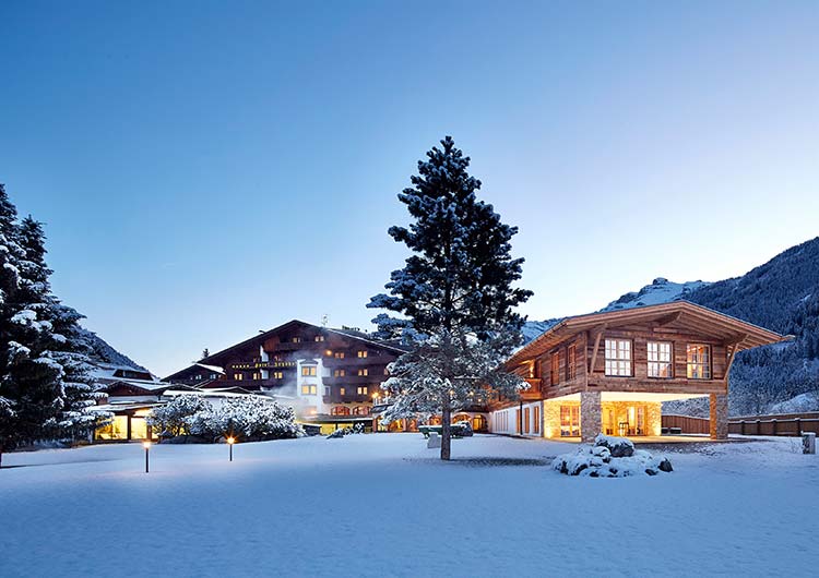 Winter holiday SPA-HOTEL Jagdhof Neustift Tyrol